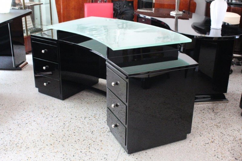 A Fine Art Deco Desk Black High Gloss Lacquer Art Deco Annette