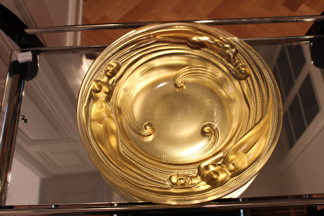Großer Glasteller