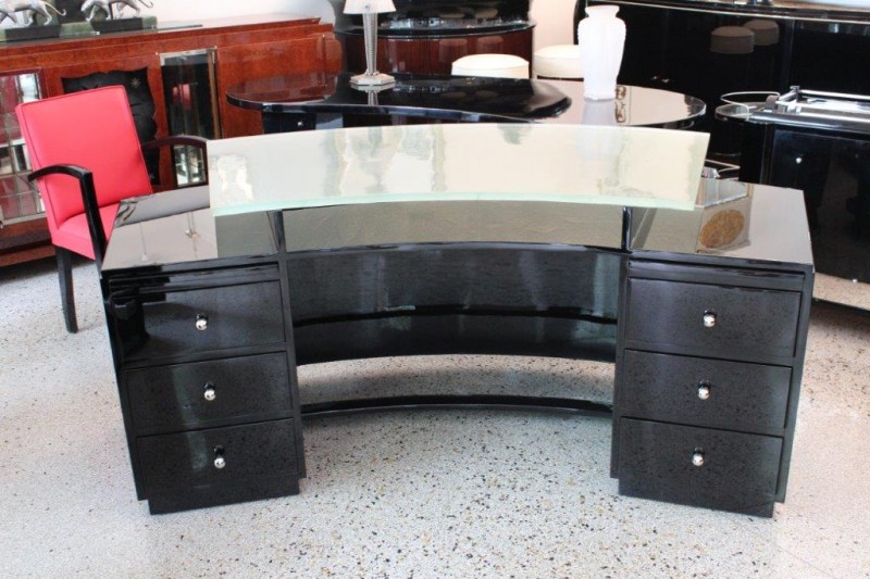 A Fine Art Deco Desk Black High Gloss Lacquer Art Deco Annette