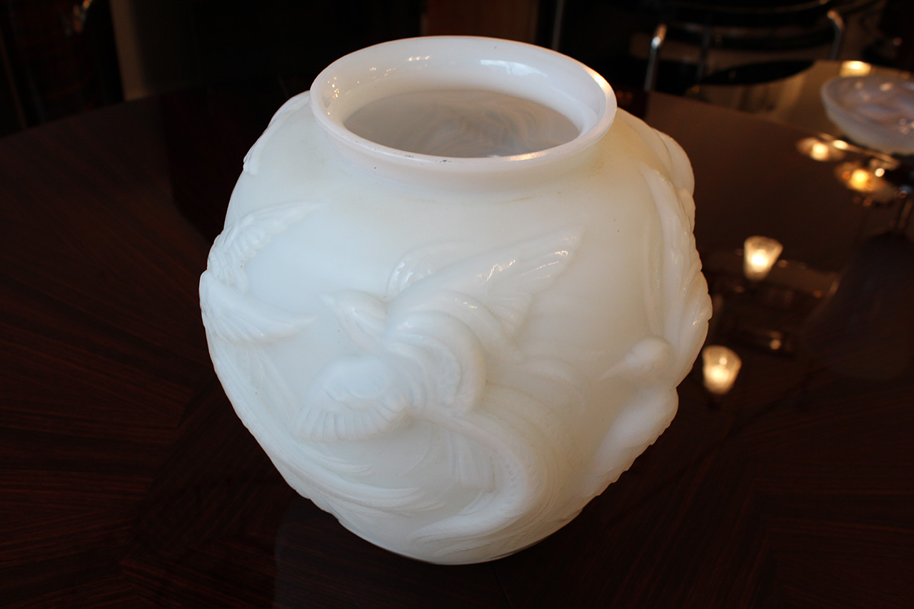 Große, schwere opaline Vase von Verlys