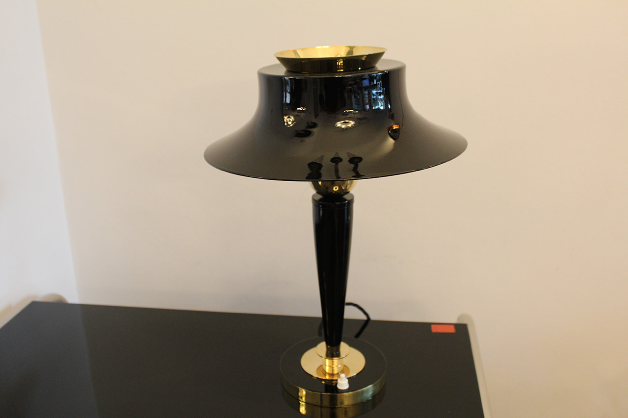 Modernistische Tischlampe